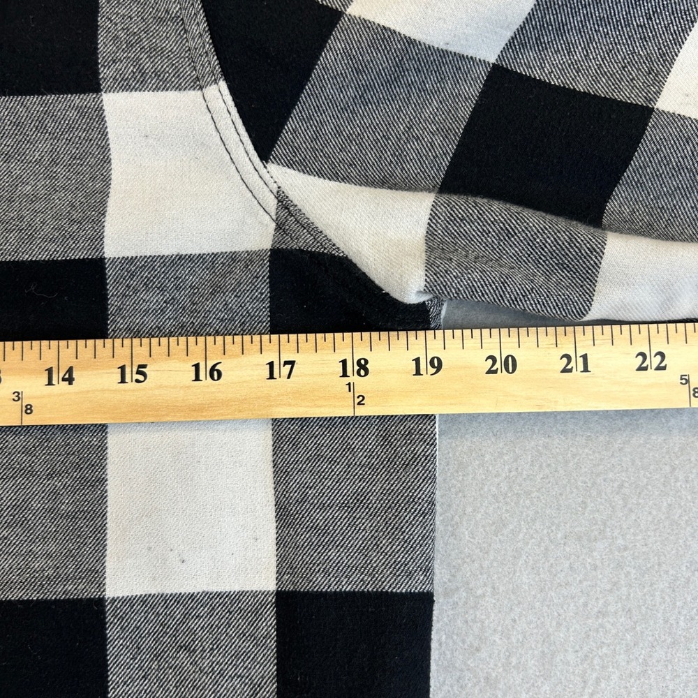 Orvis Shacket Mens S Black White Buffalo Plaid Fleece Lined Snap Front - Picture 6 of 8